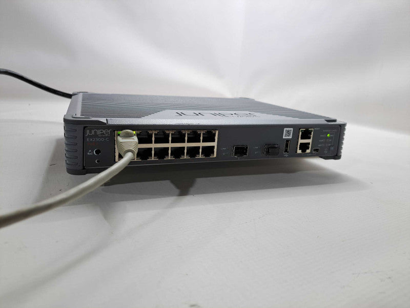 JUNIPER EX2300-C-12P POE+ EX2300-C Series Ethernet Switch )