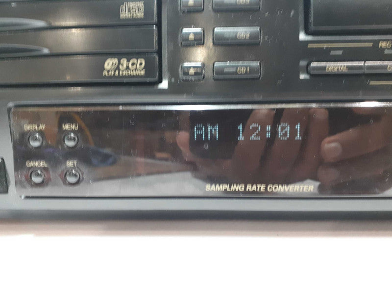 JVC CD/CDR Multiple Compact Disc Recorder Player Model XL-R5000BK  &