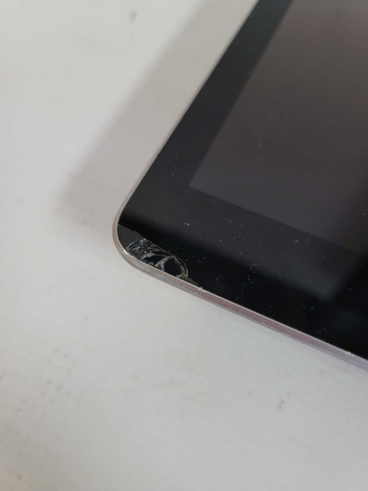 Apple iPad 6th Gen 32GB (A1893) - READ