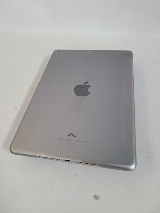 Apple iPad 6th Gen 32GB (A1893) - READ