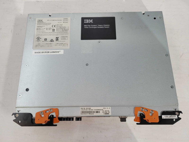 IBM 00D5825 FLEX SYSTEM FABRIC CN4093 10Gb CONVERGED SCALABLE SWITCH !