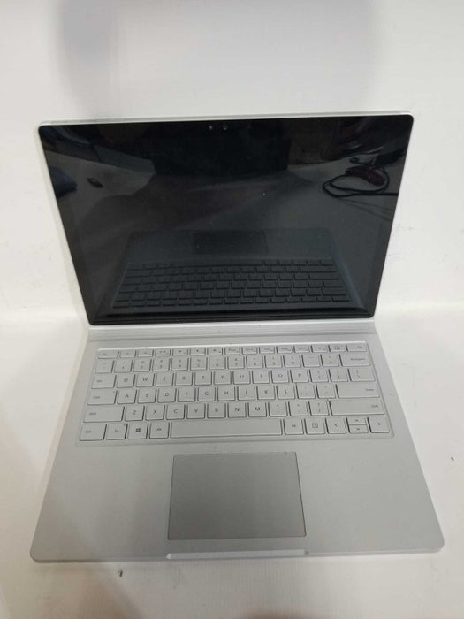 Microsoft Surface book i7-6600U @ 2.60ghz / 16gb ram / GTX 965M / READ #