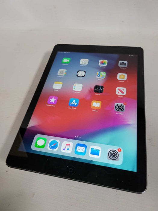 Apple iPad Air 16GB  (A1474)