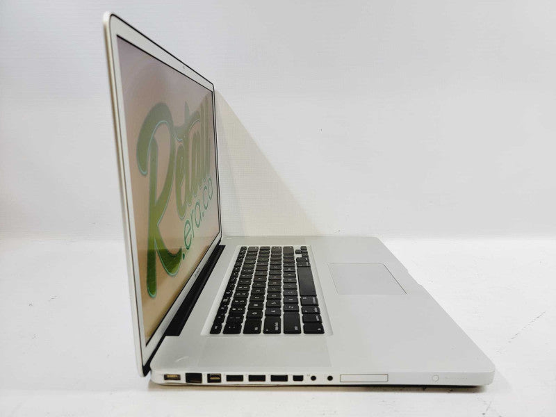 Apple Macbook Pro 2009 17\\" Core 2 Duo T9900 @ 3.06GHz 4GB DDR3 500GB SSD (