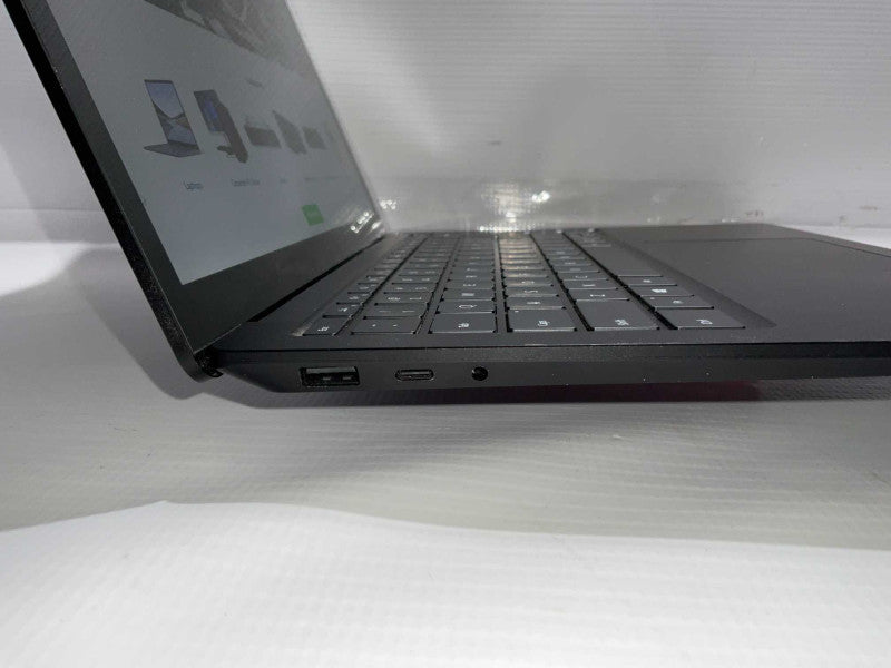 Surface Laptop 4 Core i7 -1185G7 @3.00GHz 16GB RAM 256GB Storage  -