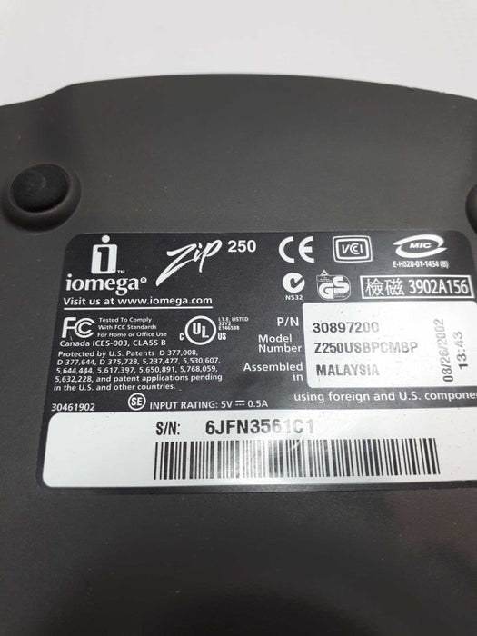 Iomega Zip 250 USB Powered External Drive Z250USBPCMBP - No Cables &
