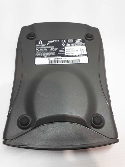 Iomega Zip 250 USB Powered External Drive Z250USBPCMBP - No Cables &