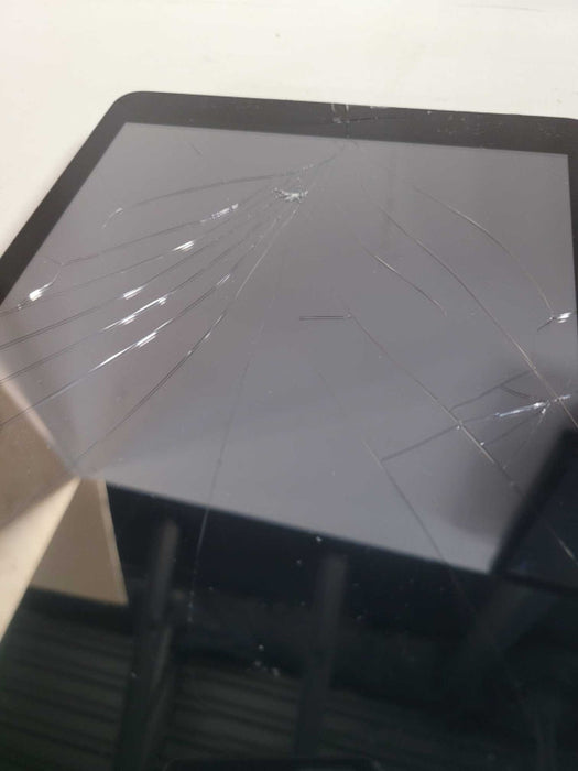 Apple iPad 6 32GB (A1954) - READ
