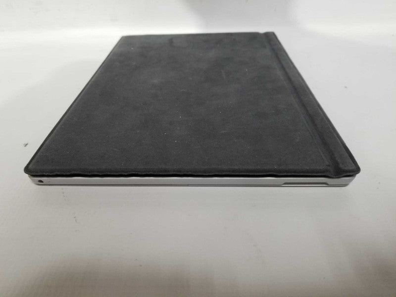Surface Pro 6 i5-8350U @ 1.70ghz / 8gb ram / 128gb ssd #