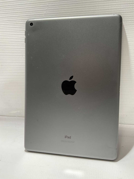 Apple iPad 8th generation 32GB A2270 UNLOCKED  -