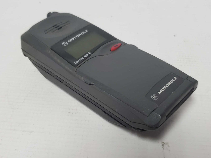 Motorola MicroTAC 650 Vintage Flip Phone (AS-IS) |