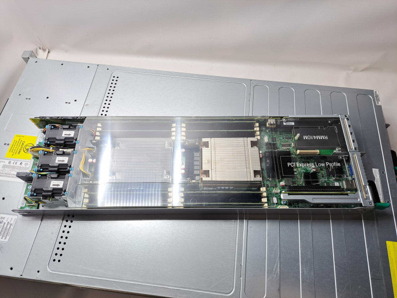 SGI 4 Node Server (2x Xeon E5-2630 v2 @ 2.60GHz 128GB Ram)/Node 2x 1600W PSU )