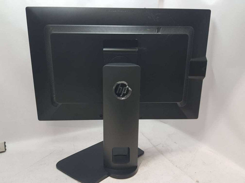 HP Z Display Z30i 30\\" Widescreen 2560x1600 IPS LED Backlit Monitor  Q