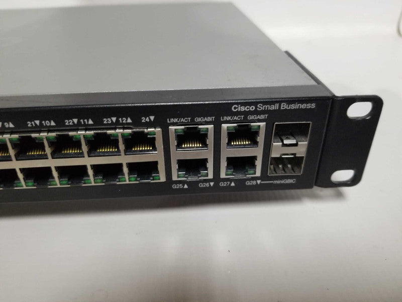 Cisco SG300-28 28x port gigabit managed small business Network Switch Q#