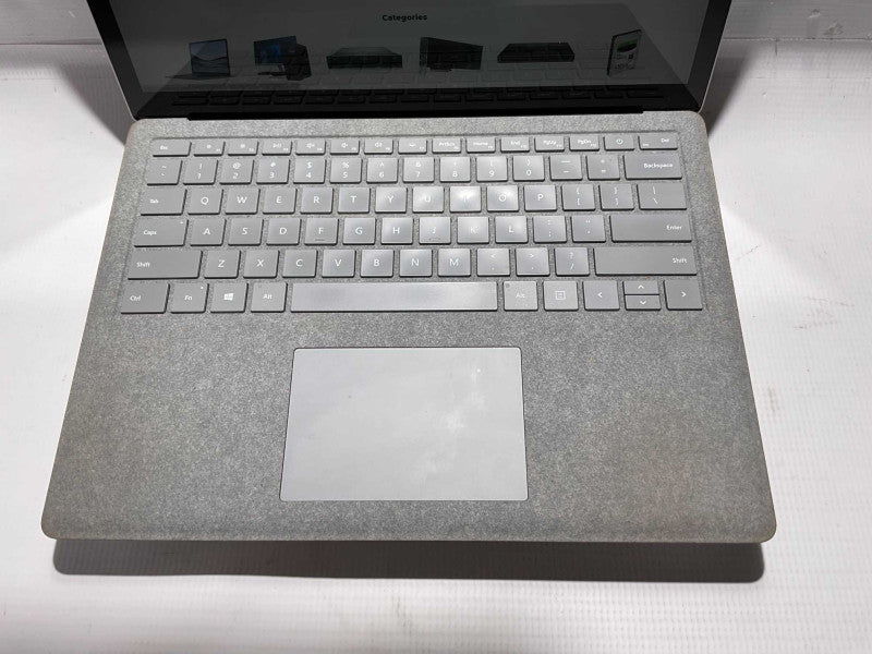Surface Laptop 2 Intel Core i5-8350U @1.70GHz 8GB RAM 256GB Storage  -