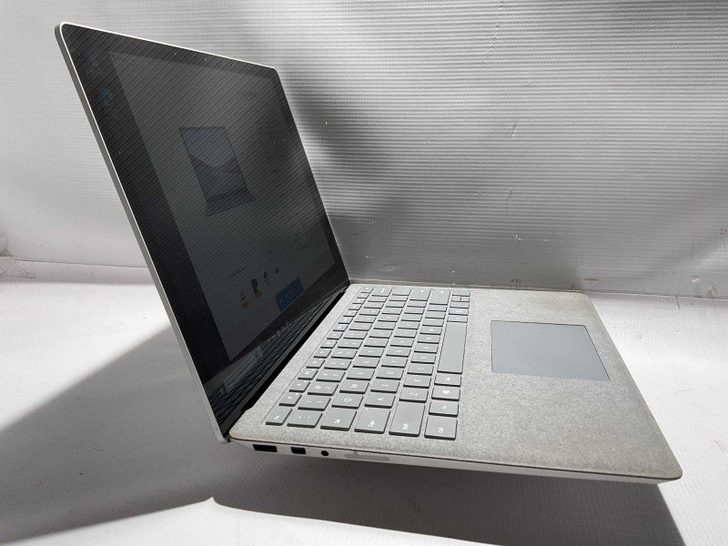 Surface Laptop 2 Intel Core i5-8350U @1.70GHz 8GB RAM 256GB Storage  -