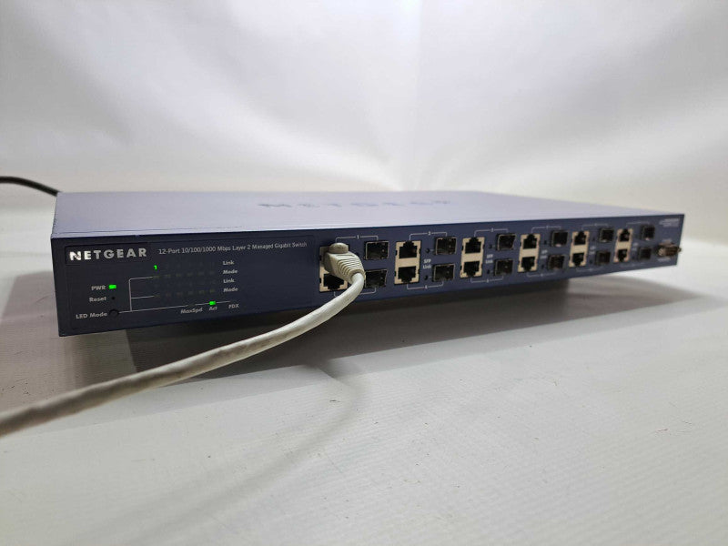NetGear ProSafe GSM7212 12-Ports External Gigabit Managed Switch )
