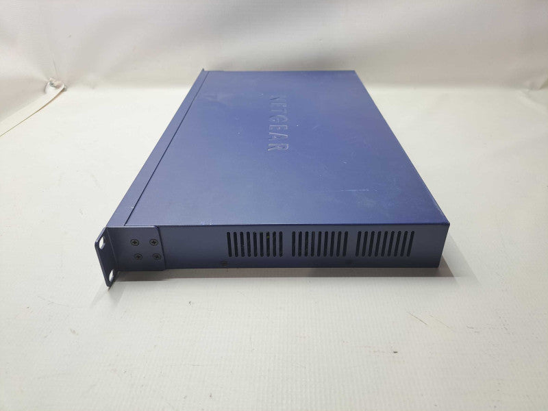 NetGear ProSafe GS724TP 24-Port Gigabit Managed Ethernet Switch PoE )