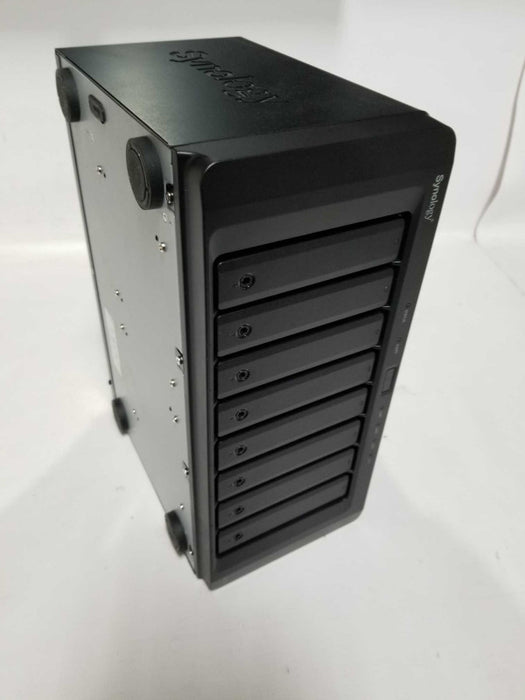 Synology DiskStation DS1815+ NAS - READ BELOW #