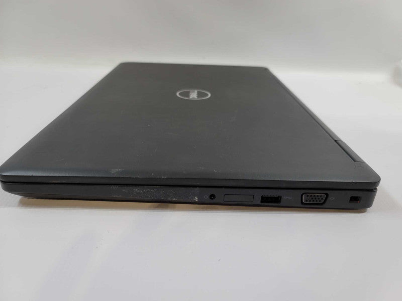 Dell Latitude 5580 i7-7820HQ, 16GB DDR4, 2GB Nvidia GeForce 940MX, 512GB SSD Î²