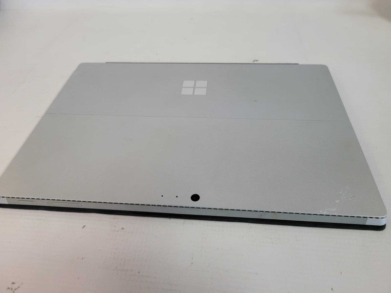 Microsoft Surface Pro 4 - i5-6300U, 4GB RAM, 128GB SSD - READ