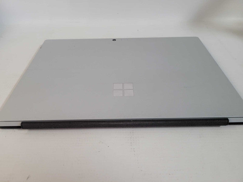 Microsoft Surface 4 - i5-6300U, 4GB RAM, 128GB SSD - READ