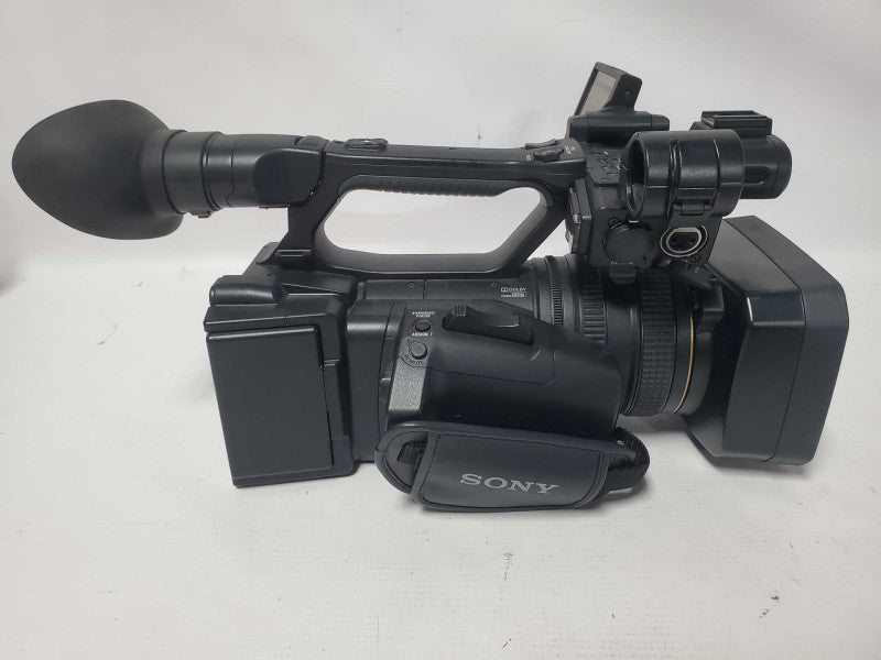 SONY NXCAM HXR-NX5U |
