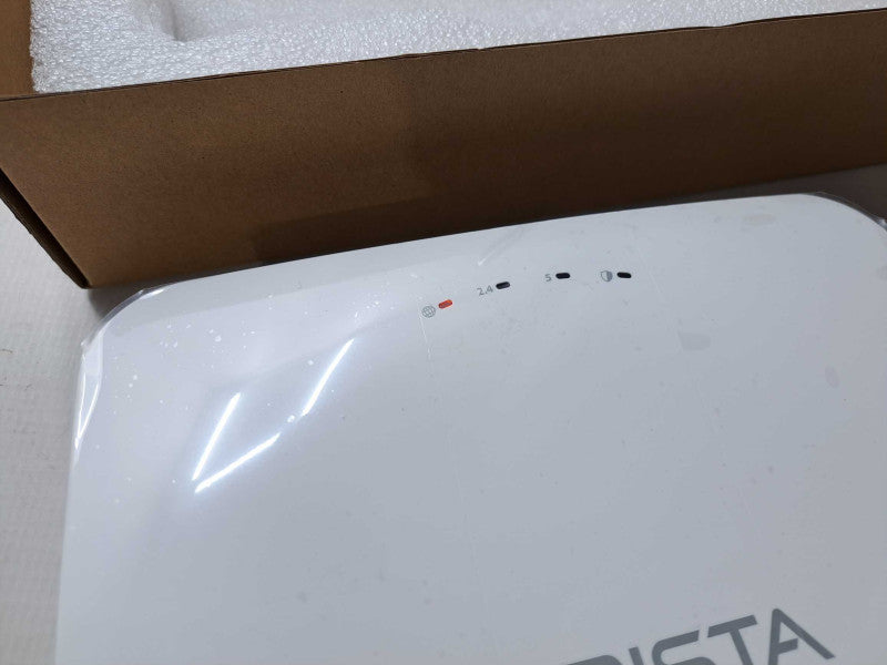 Arista OEM-AP-C130 Tri radio 4x4:4 MU-MIMO 802.11ac )