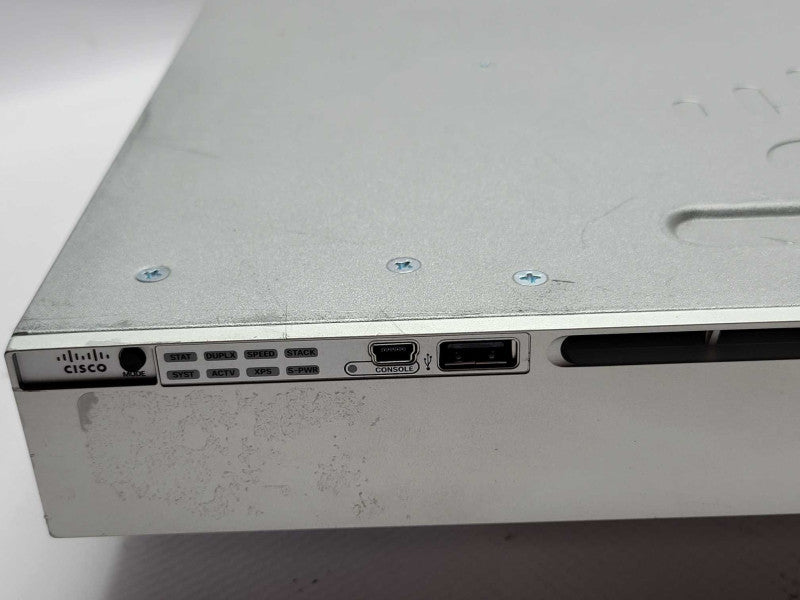 Cisco Catalyst WS-C3850-24T-L 24-Port Gigabit Managed Switch, 1x PSU  _