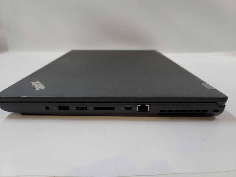 Lenovo P72 i7-8750U, 32GB DDR4, 4GB Nvidia Quadro P600, 256GB SSD + 1TB HDD Î²