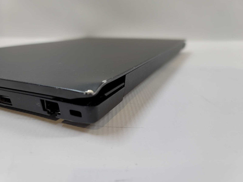 Lenovo TP E595 Ryzen 5 3500U, 16GB DDR4, 2GB ATI AMD Radeon, 256GB SSD **READ Î²