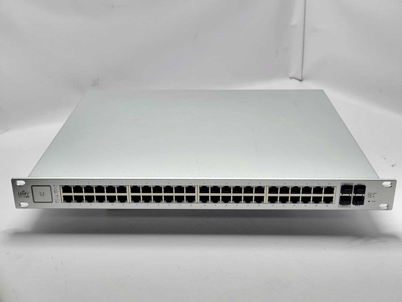 Ubiquiti UniFi US-48-500W 48-Port POE Rack Mountable Switch Read Q_