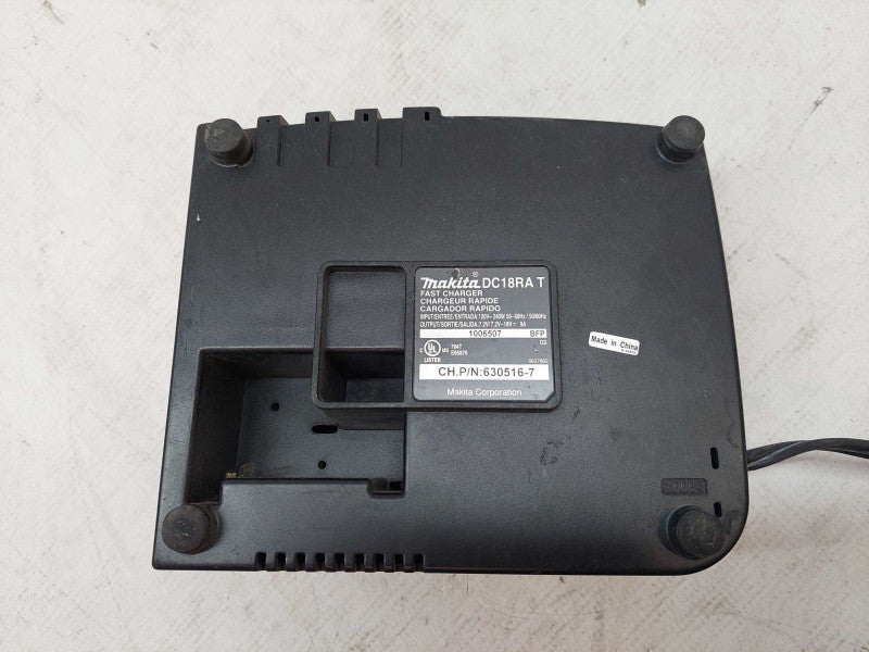Makita Battery Charger Fast Charger Ni-MH & Li-Ion 7.2-18V Model: DC18RA