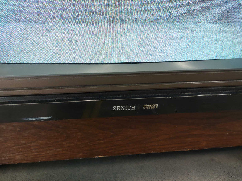 Zenith Colour TV 27\\" CRT Model: SB2731G