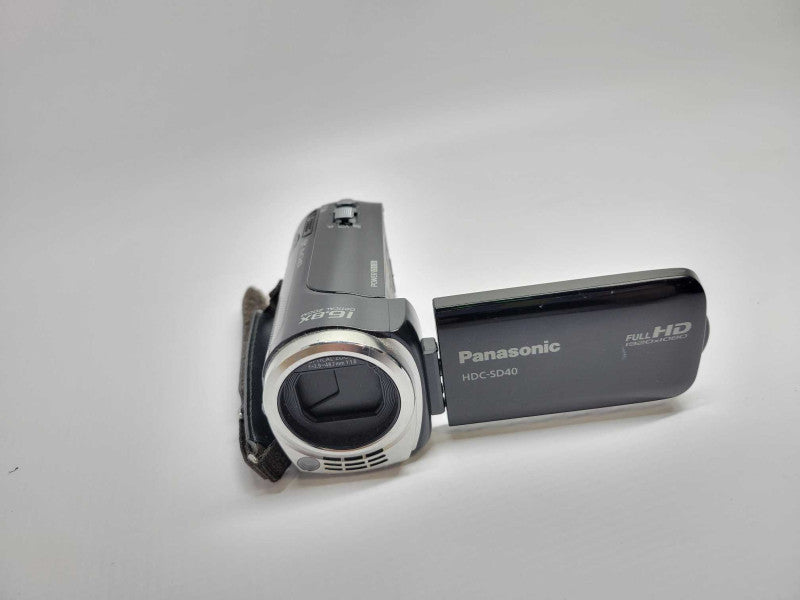 Panasonic HDC-SD40Video Camera Camcorder