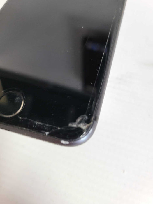 Apple iPhone 8 64GB - READ