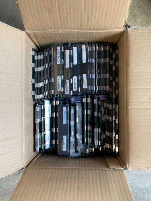 Box of DDR3 4GB with heatsink RAM modules 19.5 lbs  -