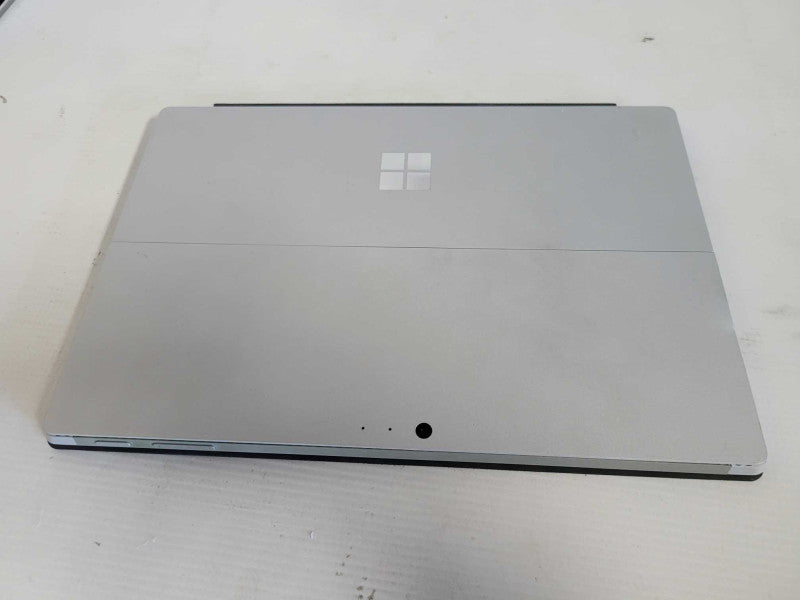 Microsoft Surface Pro 4 - i5-6300U, 4GB RAM, 128GB SSD