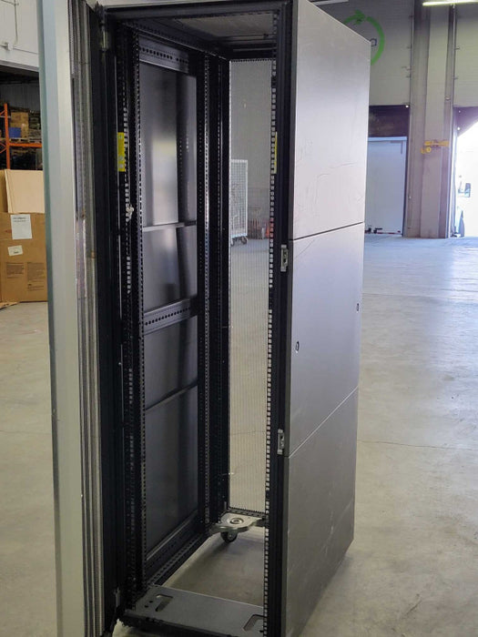 HP 42U Server Rack 10642 G2 383573-001 with Doors and Side Panels and 2x Keys _