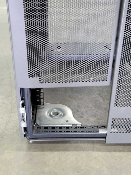 HP 42U Server Rack 10642 G2 383573-001 with Doors and Side Panels and 2x Keys _
