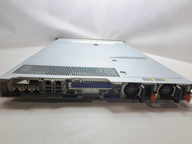 IBM System 3550 M4 2X Xeon E5-2670 @2.6GHz 40GB RAM M5110 RAID )