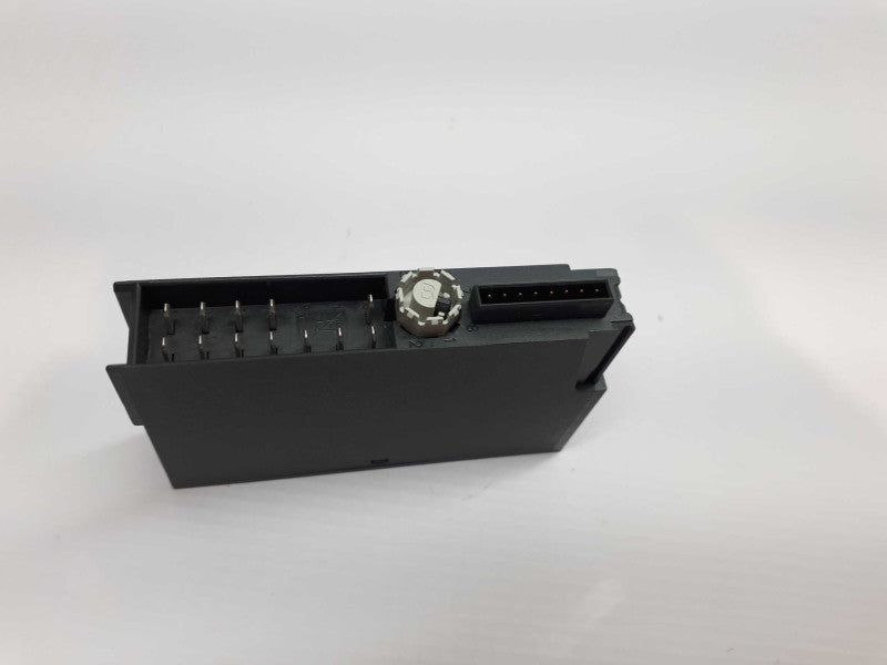 New SIEMENS 6ES7 132-4BD32-0AA0, SIMATIC S7/DP DIGITAL OUTPUT MODULE, &