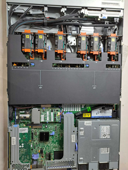 IBM System x3550 M4 2X Xeon E5-2670 @2.6GHz 40GB RAM M5110 RAID 2X 750W PSU )