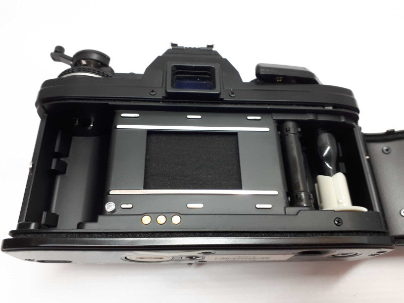 Minolta Camera X-700 Premium 35 MM No Lense &