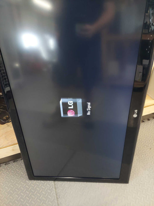 LG TV Model: 42LE5300