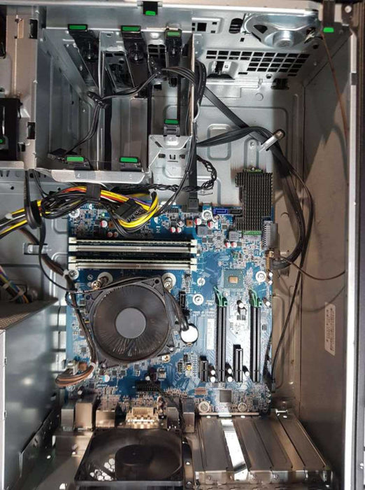 HP Z240 Tower Workstation PC i7-7700  CPU @ 3.60GHz 32GB RAM