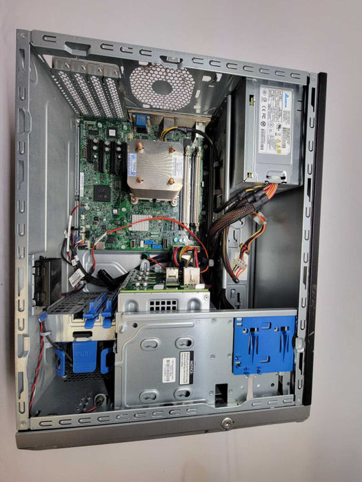HP Proliant ML310e Gen8 v2 - Intel Xeon E3-1230 v2 - NO RAM - NO HDD