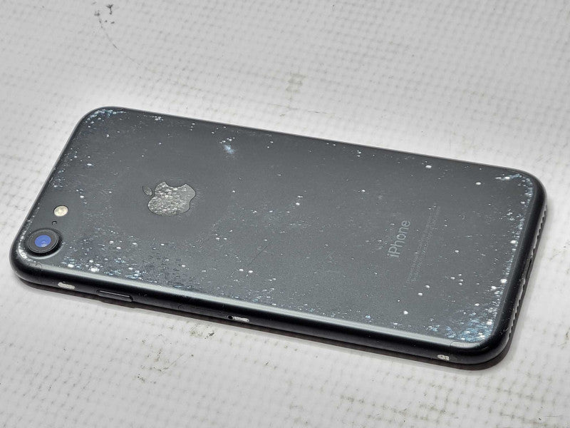 Apple iPhone 7 32GB unlocked Q_