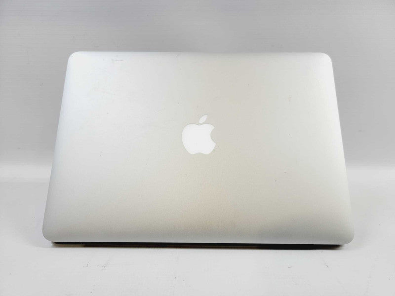 Apple Macbook Pro Retina 2015 13\\" Core i5-5257U @ 2.7GHz 16GB DDR3 250GB SSD (