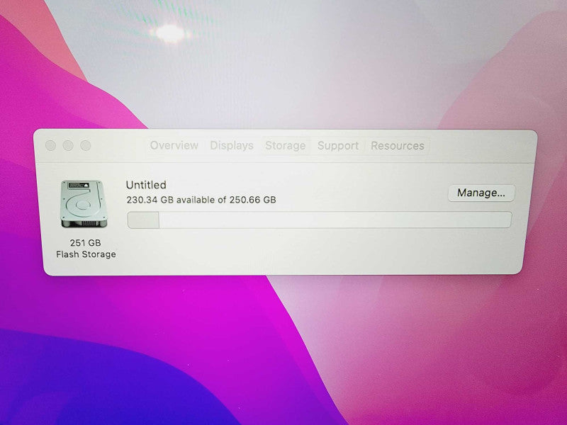 Apple Macbook Pro Retina 2015 13\\" Core i5-5257U @ 2.7GHz 16GB DDR3 250GB SSD (